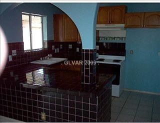 1st image of 3442 Center Dr