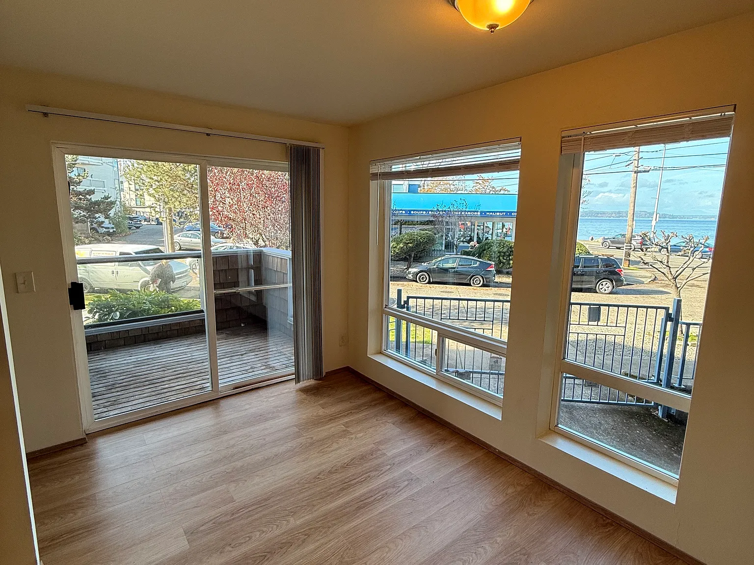 2770 Alki — Photo 4