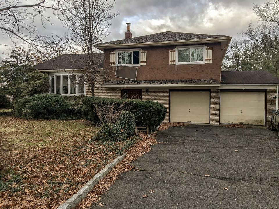 1st image of 42 Carol Dr