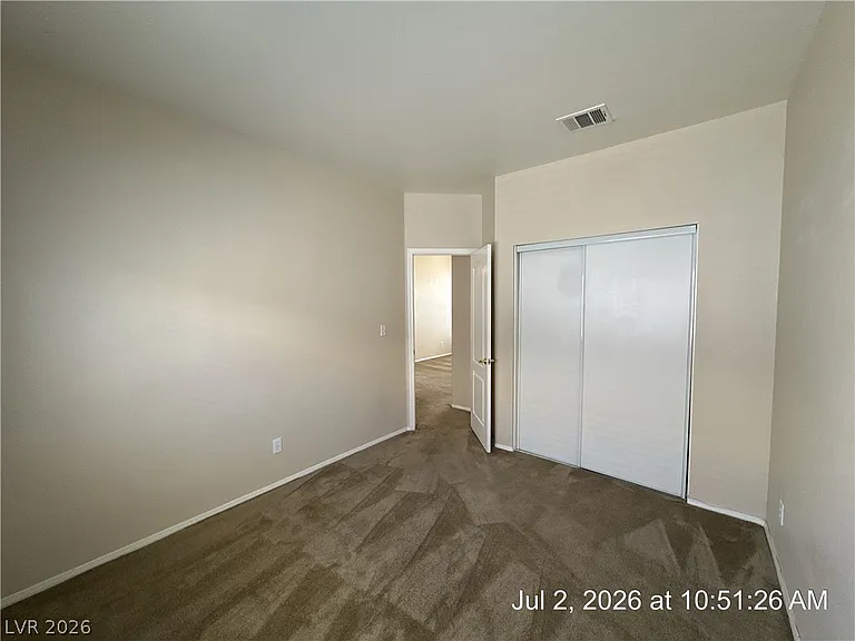 122 McLaren St — Photo 34