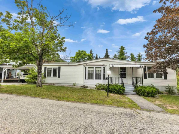 14 Karas Way, Goffstown, NH 03045