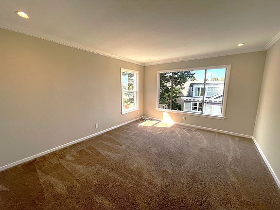 2nd image of 250 Castro St APT 9