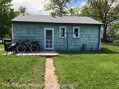 408 Smith St — Photo 26