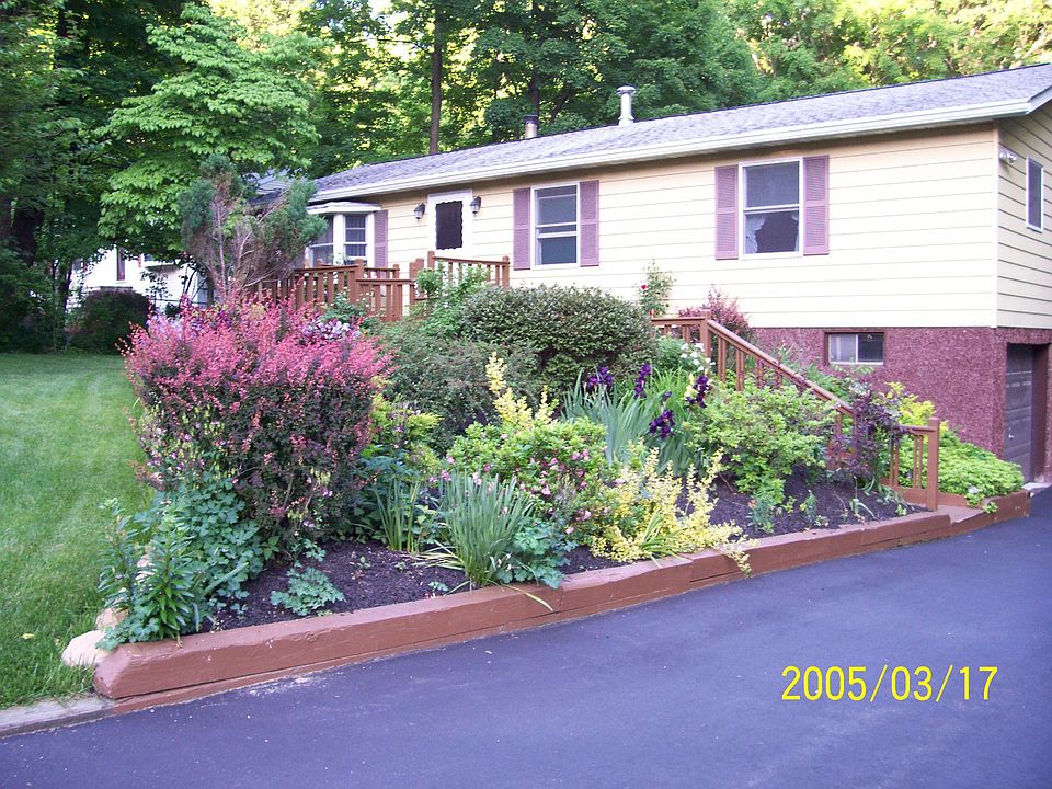 1st image of 55 Lounsberry Hollow Rd