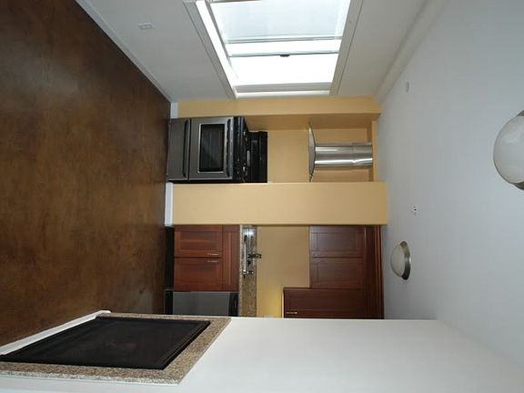 4th image of 436 Clementina St APT 601