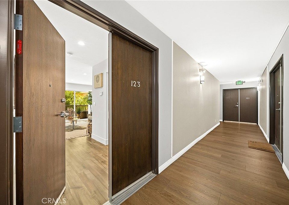 1st image of 1127 E Del Mar Blvd APT 123