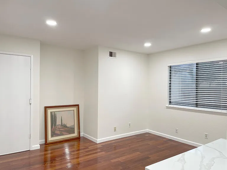 2910 Stevens Ln — Photo 8