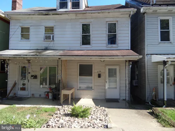 236 E 4th St, Lewistown, PA 17044