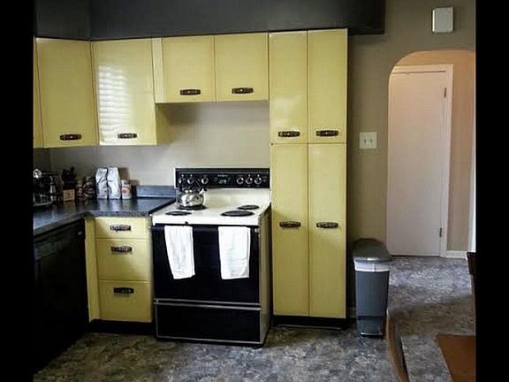 4th image of 639 23rd St