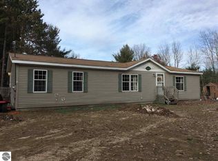 2110 Heniser Rd, Traverse City, MI 49685