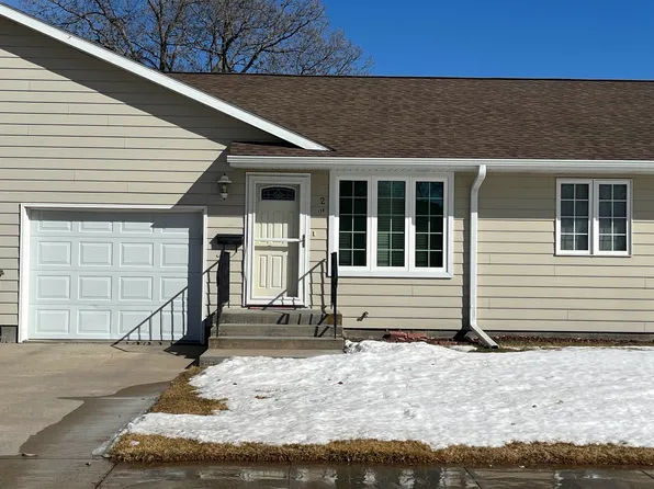 138 S Colorado Ave, Minden, NE 68959