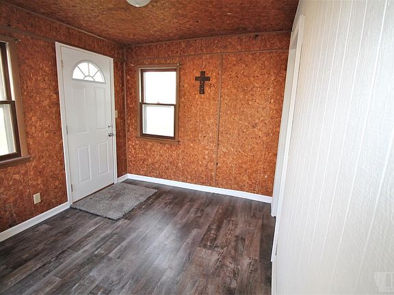 3rd image of 606 N 11th St