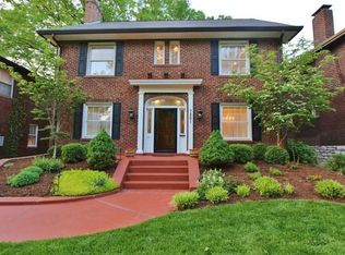 7261 Northmoor Dr, Saint Louis, MO 63105