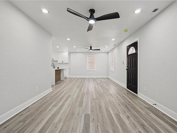 5th image of 5116 Woolsey St
