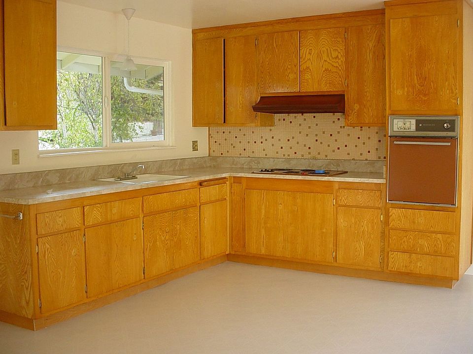 Very large kitchen