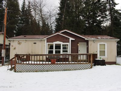 11975 N Hauser Lake Rd, Hauser, ID, 83854