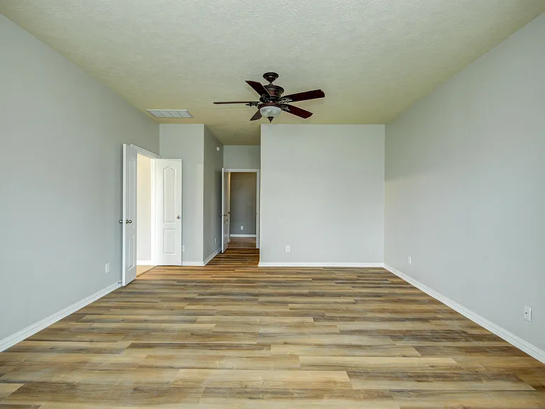 122 Bright Brook Ln — Photo 15