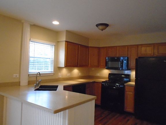 2nd image of 746 Tiffany Ct