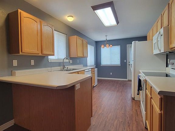 4th image of 1209 San Juan Ave