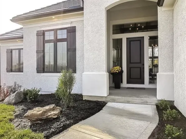 5747 N Revere Ave, Kansas City, MO 64151