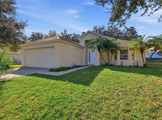 4650 Abaco Dr, Tavares, FL 32778