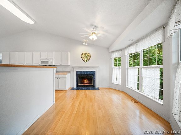 5th image of 287 Wildwood Dr