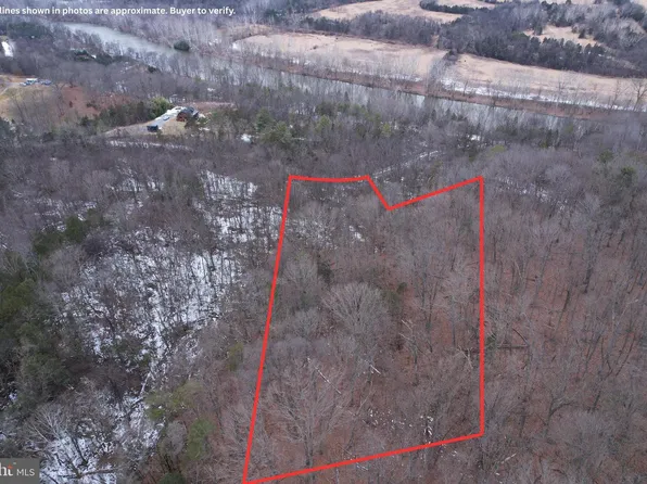 480 Beylors Ferry Rd, Rileyville, VA 22650