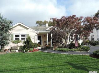 294 Old Westbury Rd, East Meadow, NY 11554