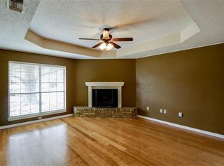 514 Rawls Cir, Irving, TX 75061