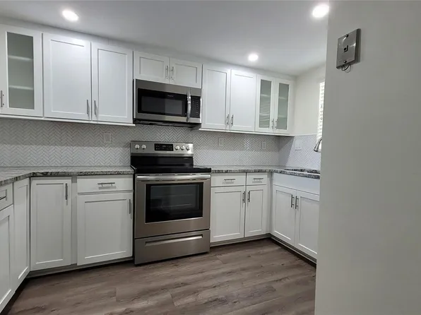 3100 W Rolling Hills Cir, Fort Lauderdale, FL