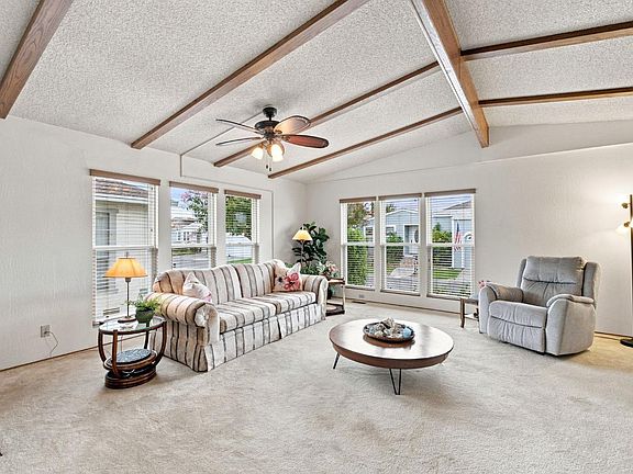 2nd image of 37 Falcon Crest Circle