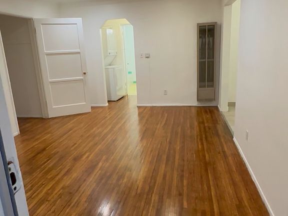 2nd image of 1207 S Fairfax Ave APT 2