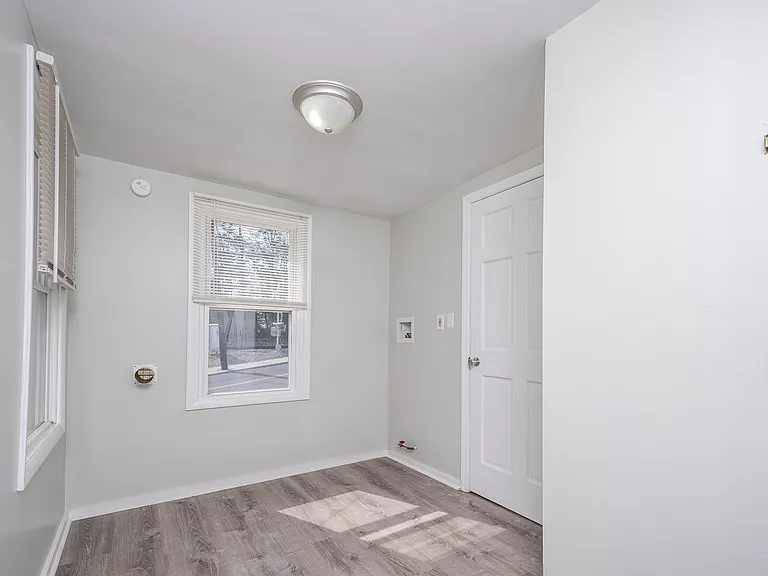 338 Saratoga St #2 — Photo 13