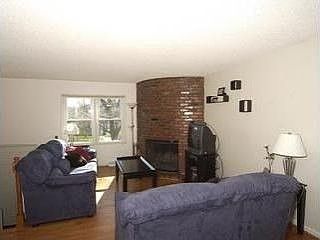 3rd image of 5340 Goodman Ln