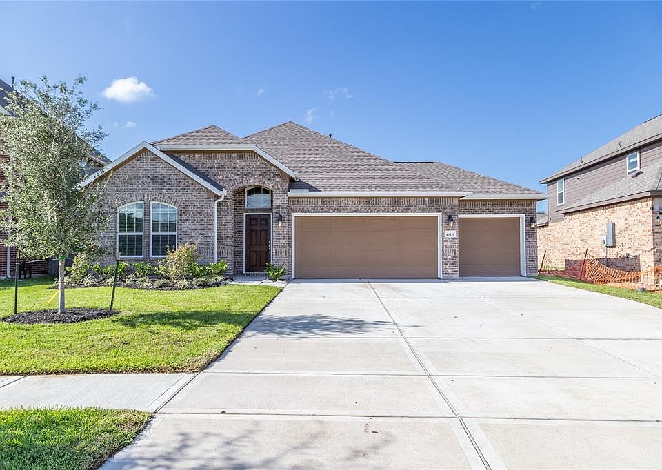 1st image of 4809 Ibarra Ln