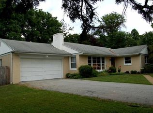 989 S Penn Dr, West Chester, PA 19380