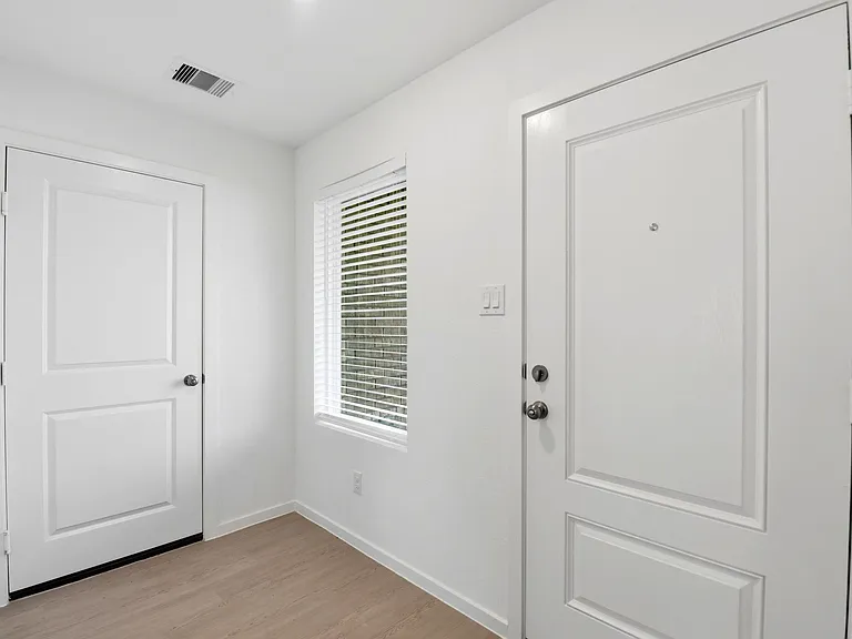 15219 Abella Dr — Photo 6