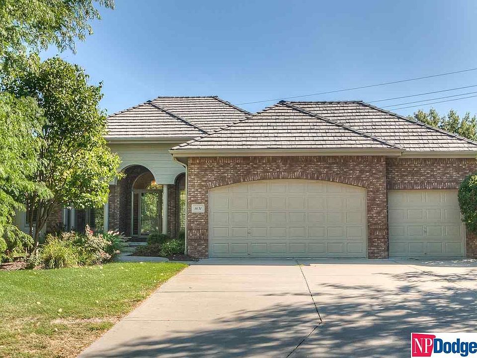 1st image of 1431 N 132nd Avenue Cir