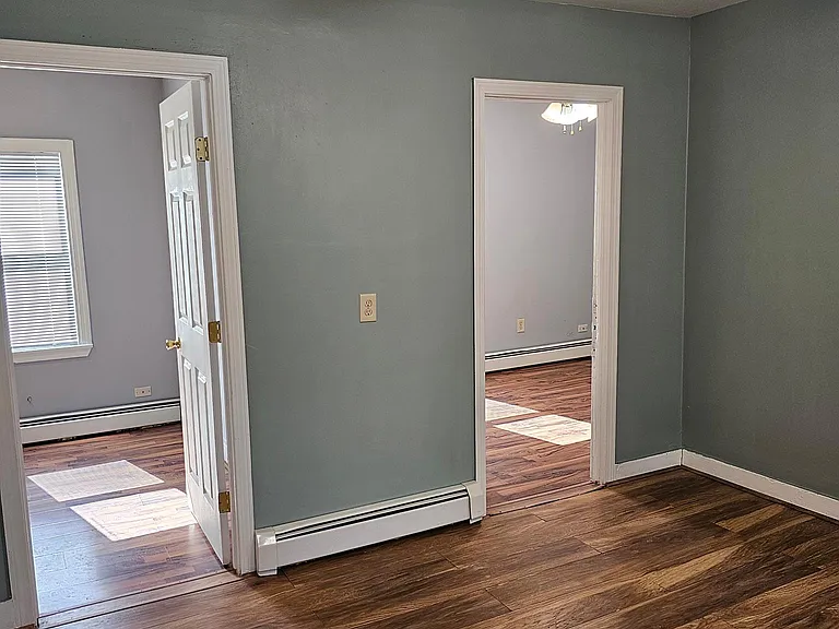 12 Halton St #2 — Photo 4