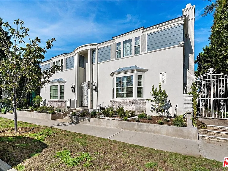 9683 W Olympic Blvd — Photo 20