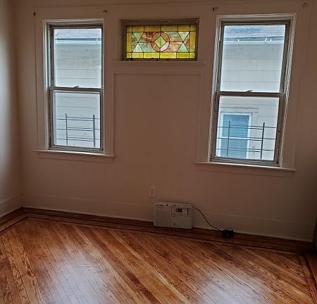 3rd image of 102-104 Schley St #2