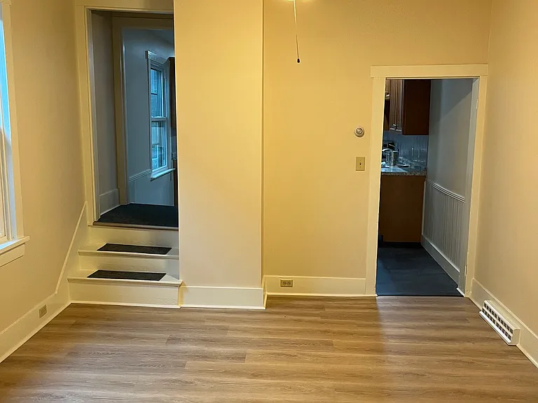 115 S Awl St — Photo 3