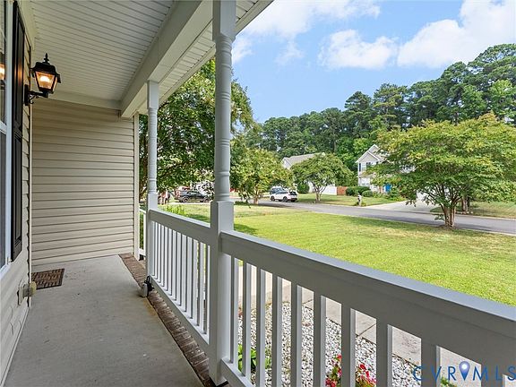 3rd image of 8198 Ruddock Pl