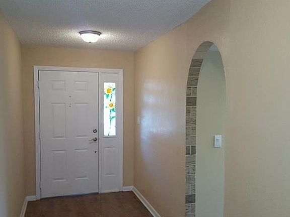 2nd image of 330 Douglas Dr