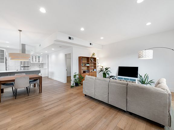 2nd image of 3848 Harrison Ave