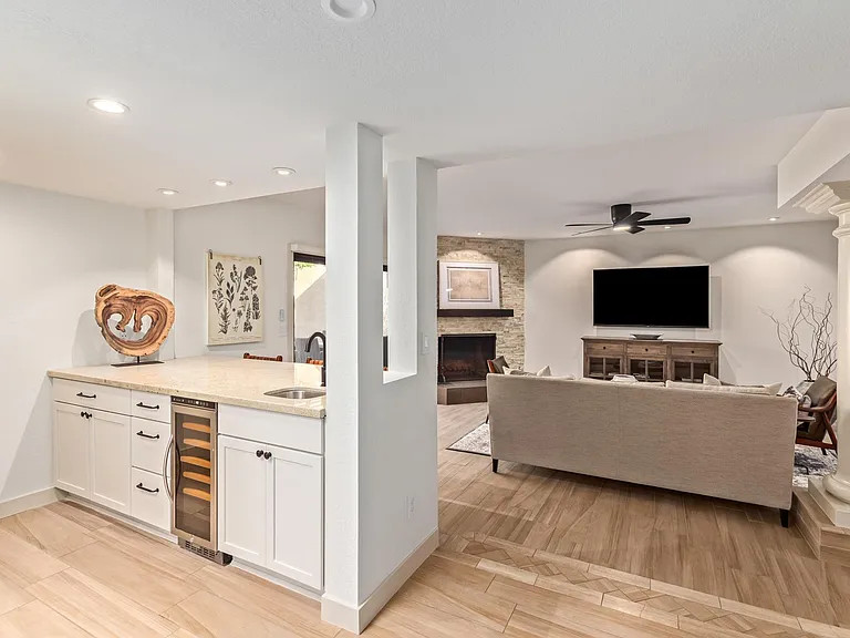 7674 N Via De Platina — Photo 17