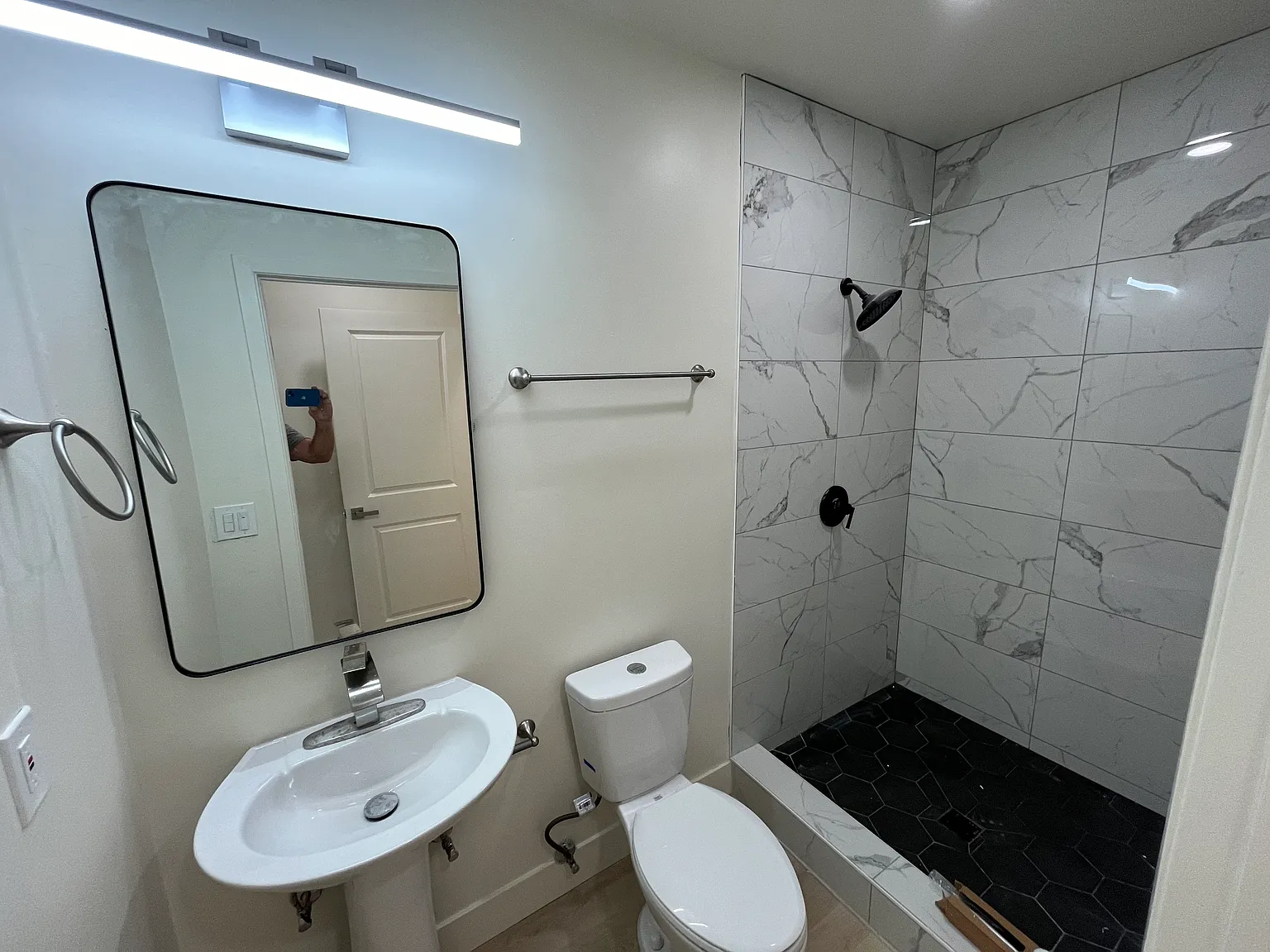 1 bed, 400 sqft, $1,395 — Photo 4