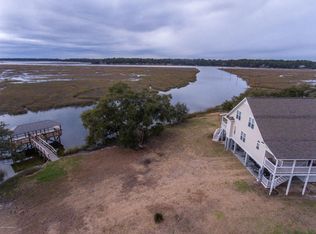 52 Coastal Seafood Rd, Saint Helena Island, SC 29920