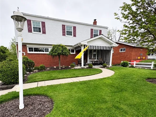 216 Woodridge Dr, Carnegie, PA 15106