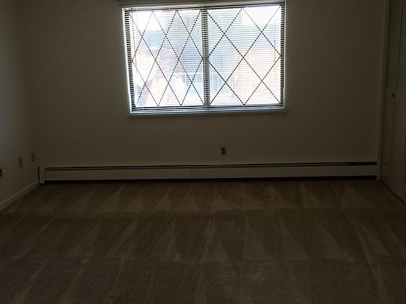 4th image of 629 Eastern Ave #6303066
